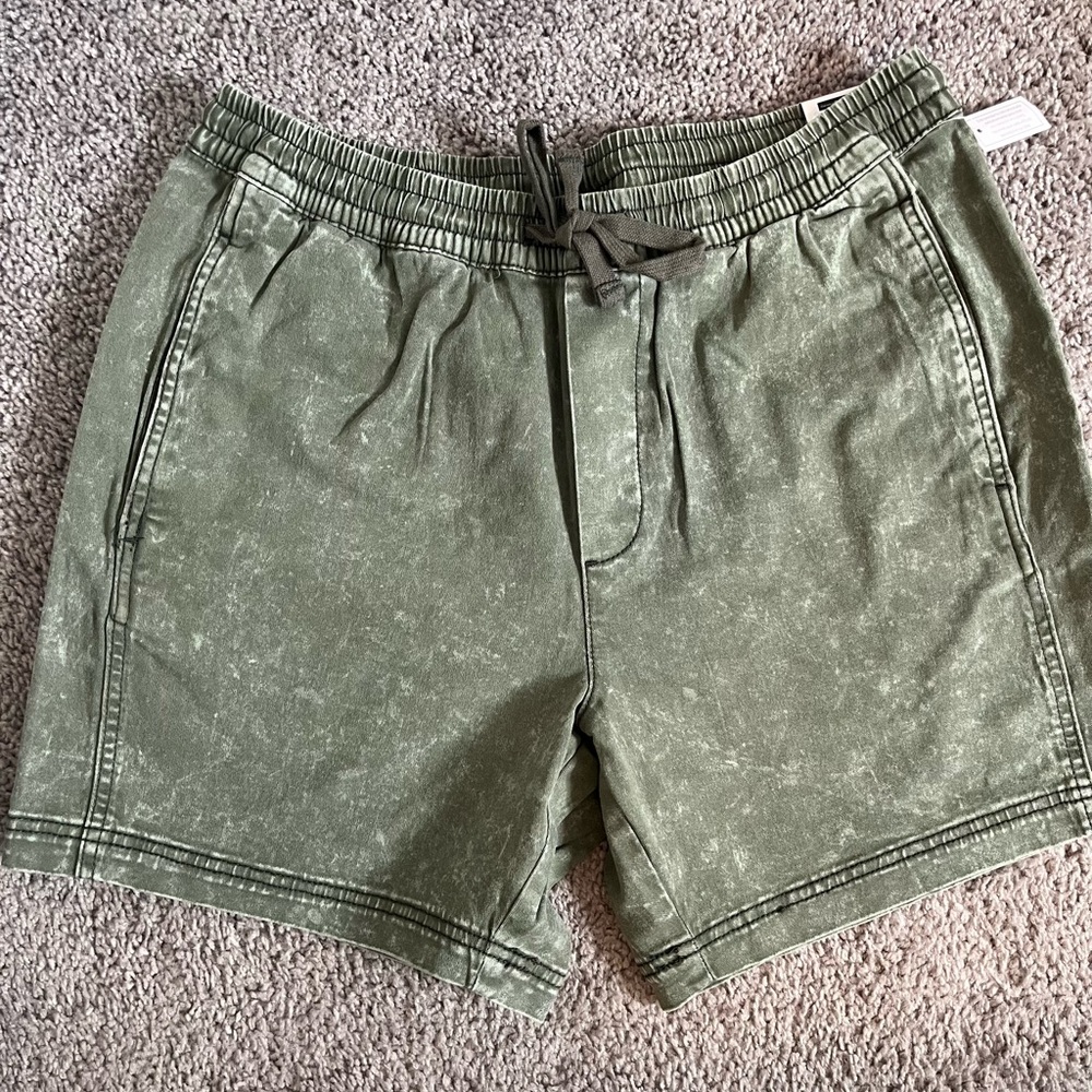 No Boundaries Men’s Green Twill Shorts
